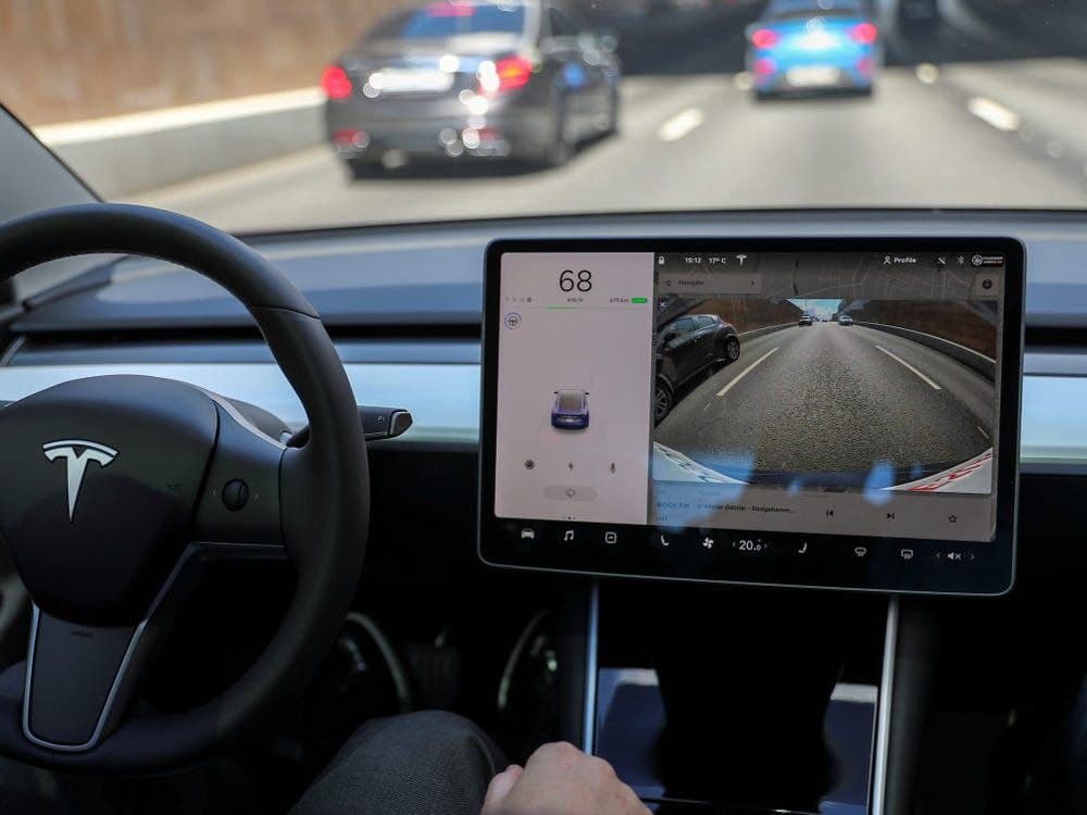 Tesla Technology Touchscreen