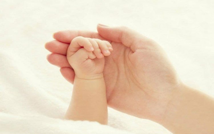 زایمان دختر 15 ساله باکو: او و نوزادش فوت کردند