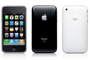 2007: آیفون و موبایل وب