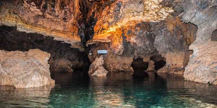 معرفی 6 غار گردشگری ایران