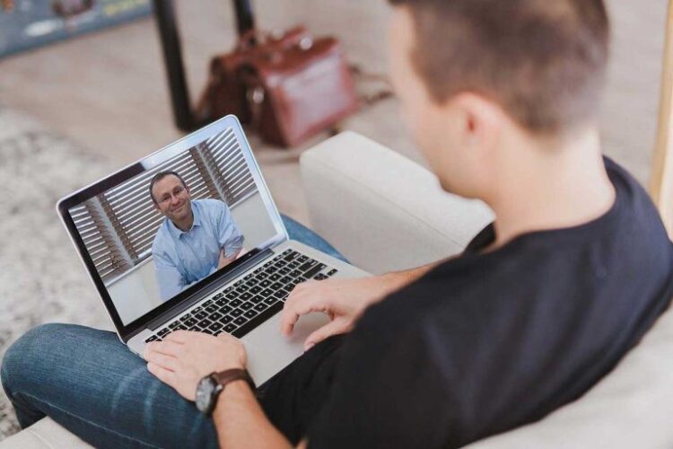 خدمات مشاوره آنلاین در مرکز مشاوره دکترسلام