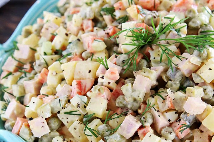 طرز تهیه انواع سالاد سیب ‌زمینی – آموزش 3 سالاد سیب‌ زمینی خوشمزه
