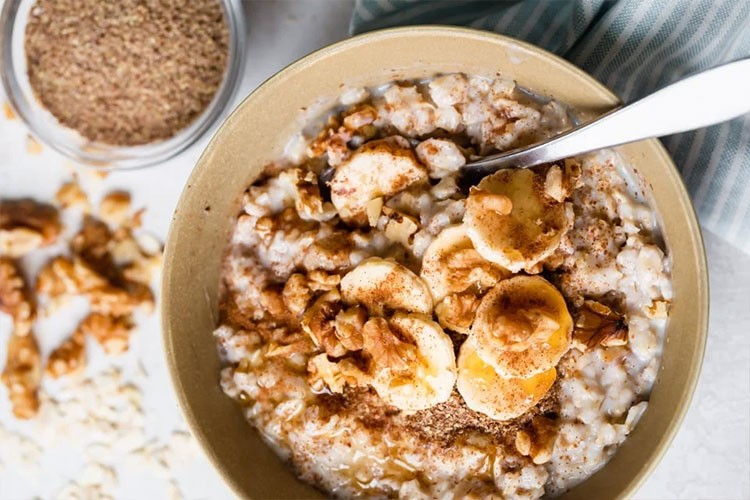 طرز تهیه اوتمیل - اوتمیل خوشمزه و مقوی برای صبحانه