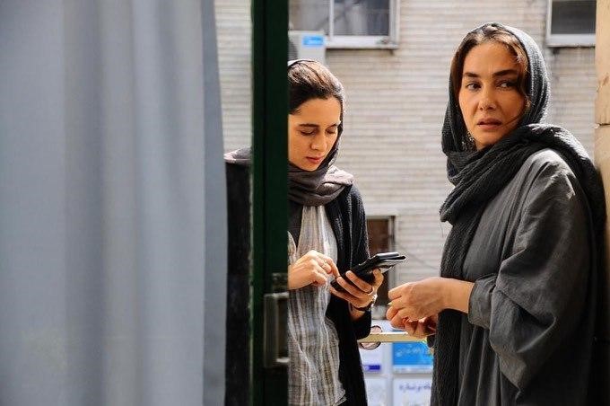 بررسی فیلم سینمایی طنز ایرانی جدید ۱۴۰۲ و ۱۴۰۱