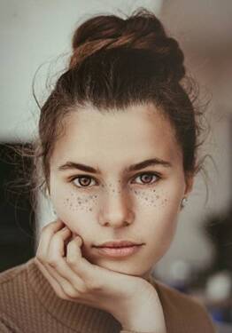 دو تکنیک آرایشی برای داشتن چهره‌ای بی‌عیب و نقص