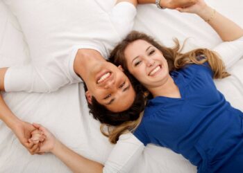 معاشقه و حرفای شب جمعه برای داشتن یک رابطه جنسی رضایت بخش