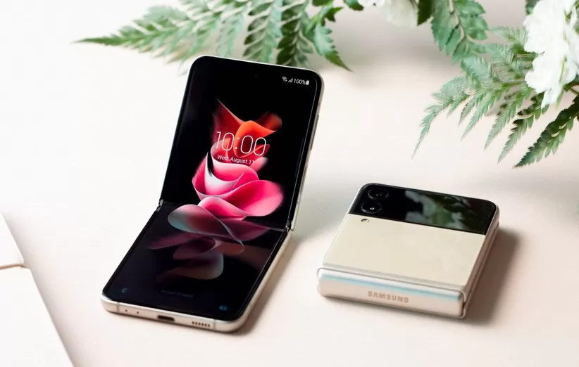 تکنولوژی جدید ۶_تلفن هوشمند تاشو سامسونگ گلکسی زی فیلیپ ۳_ Samsung Galaxy z flip 3