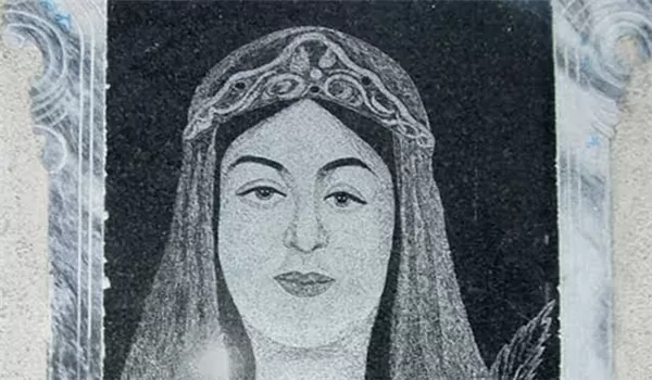تاثیر زن در ادبیات باستان در ایران